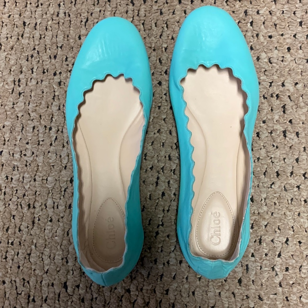 Chloe scallop turquoise flats. Size 38 1/2